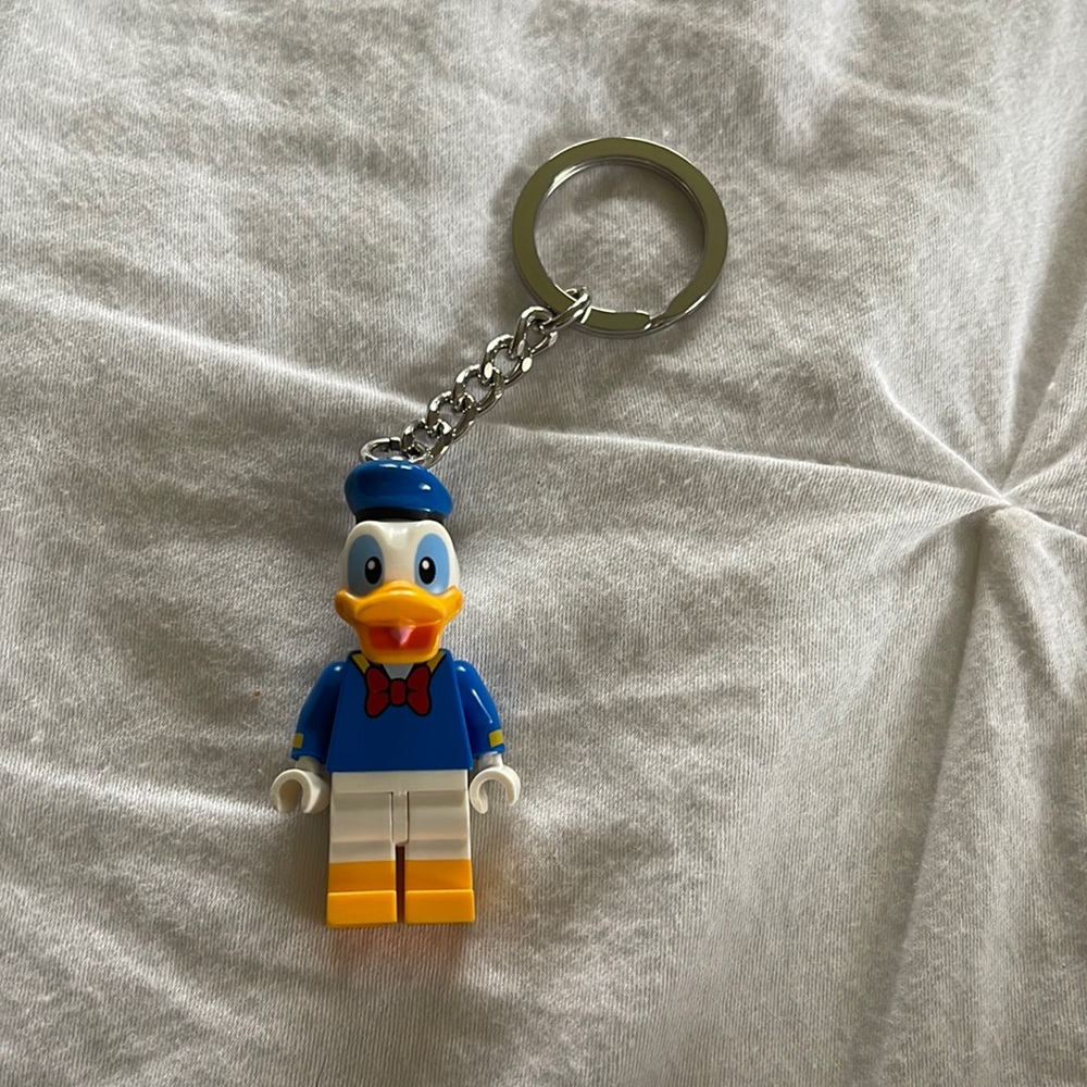 Disney Donald Duck Lego keychain